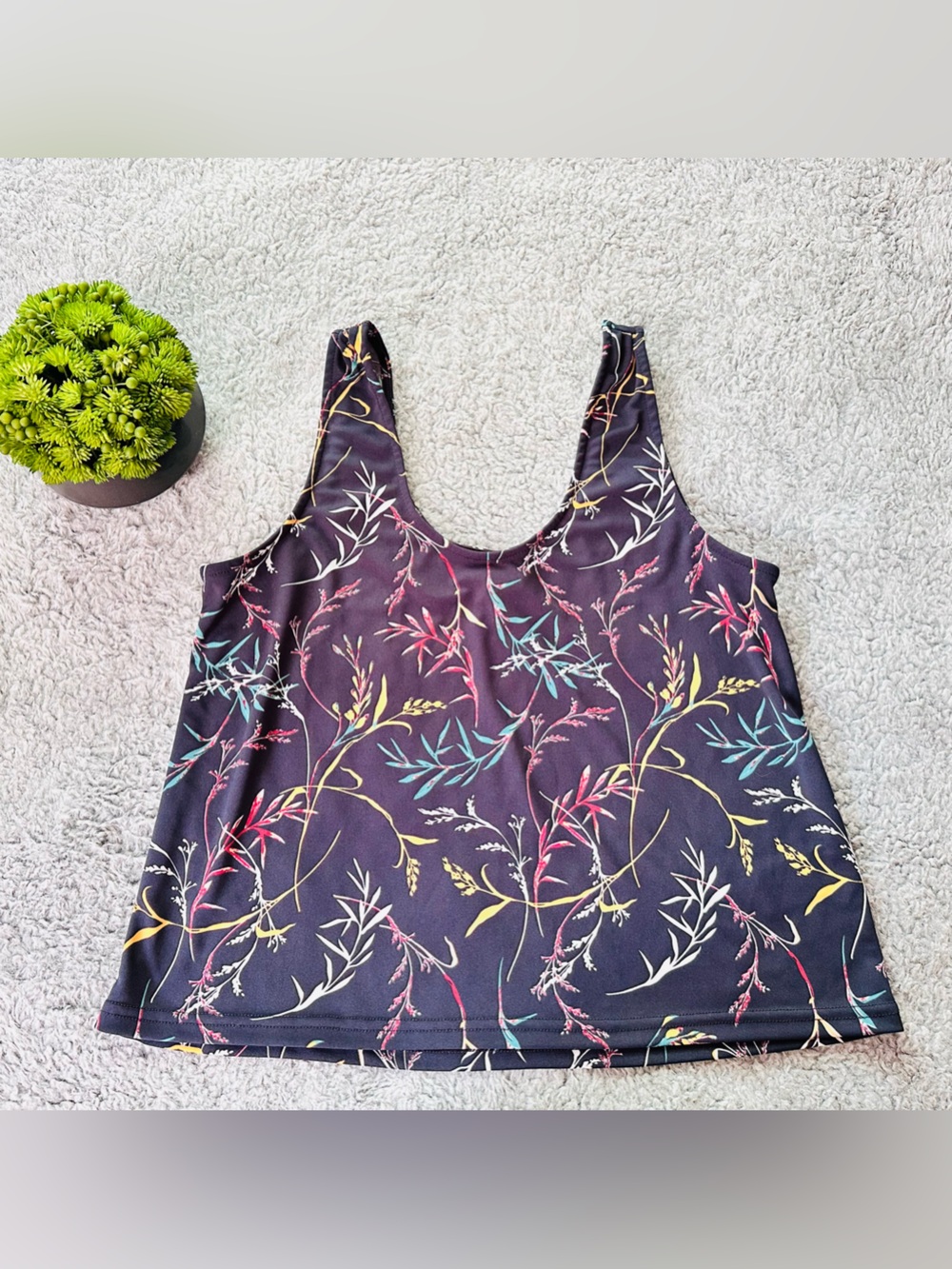 💖✨ LOLË Botanical Clean Girl Pilates Tank Size Small